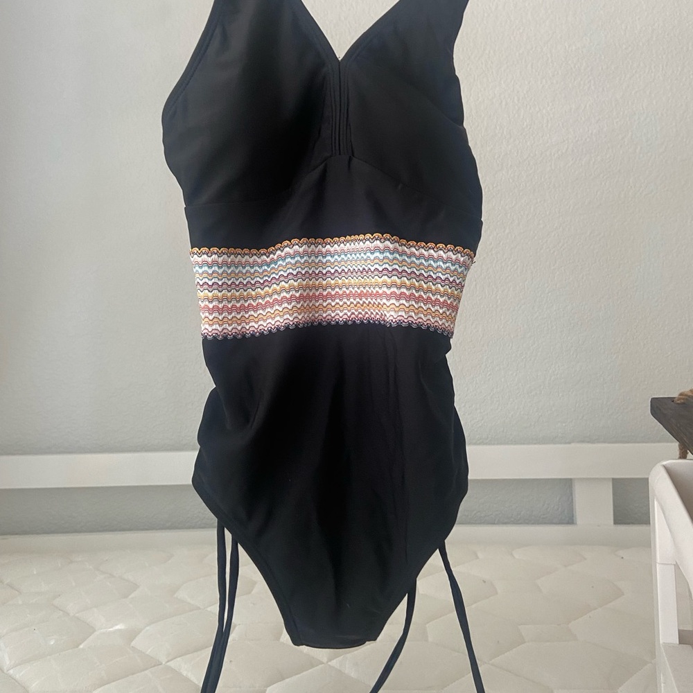 Bathing suit